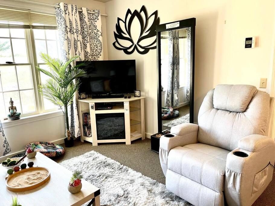 Gorgeous New Zen Suite Sleeps 4-Ski On Off Jiminy Hancock Εξωτερικό φωτογραφία